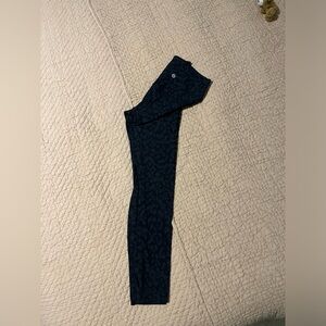 Lil lemon align leggings, size 4.